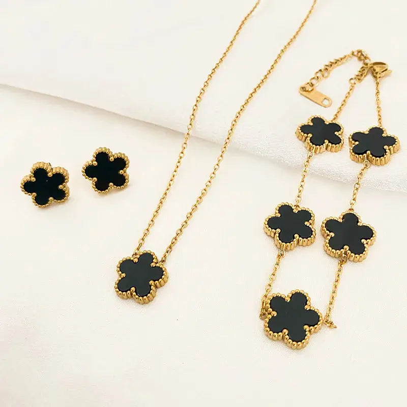 3Pcs Luxury Five Leaf Flower Pendant Necklace - Sexikinis Swim - Nestled Hill