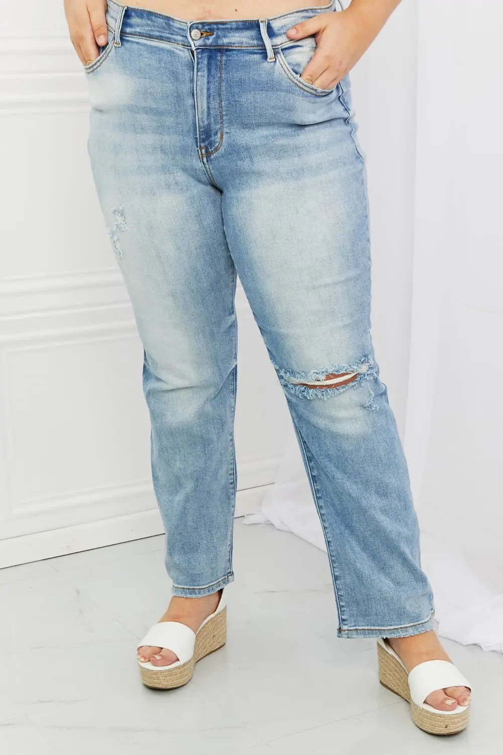 Judy Blue Natalie Full Size Distressed Straight Leg Jeans - Nestled Hill