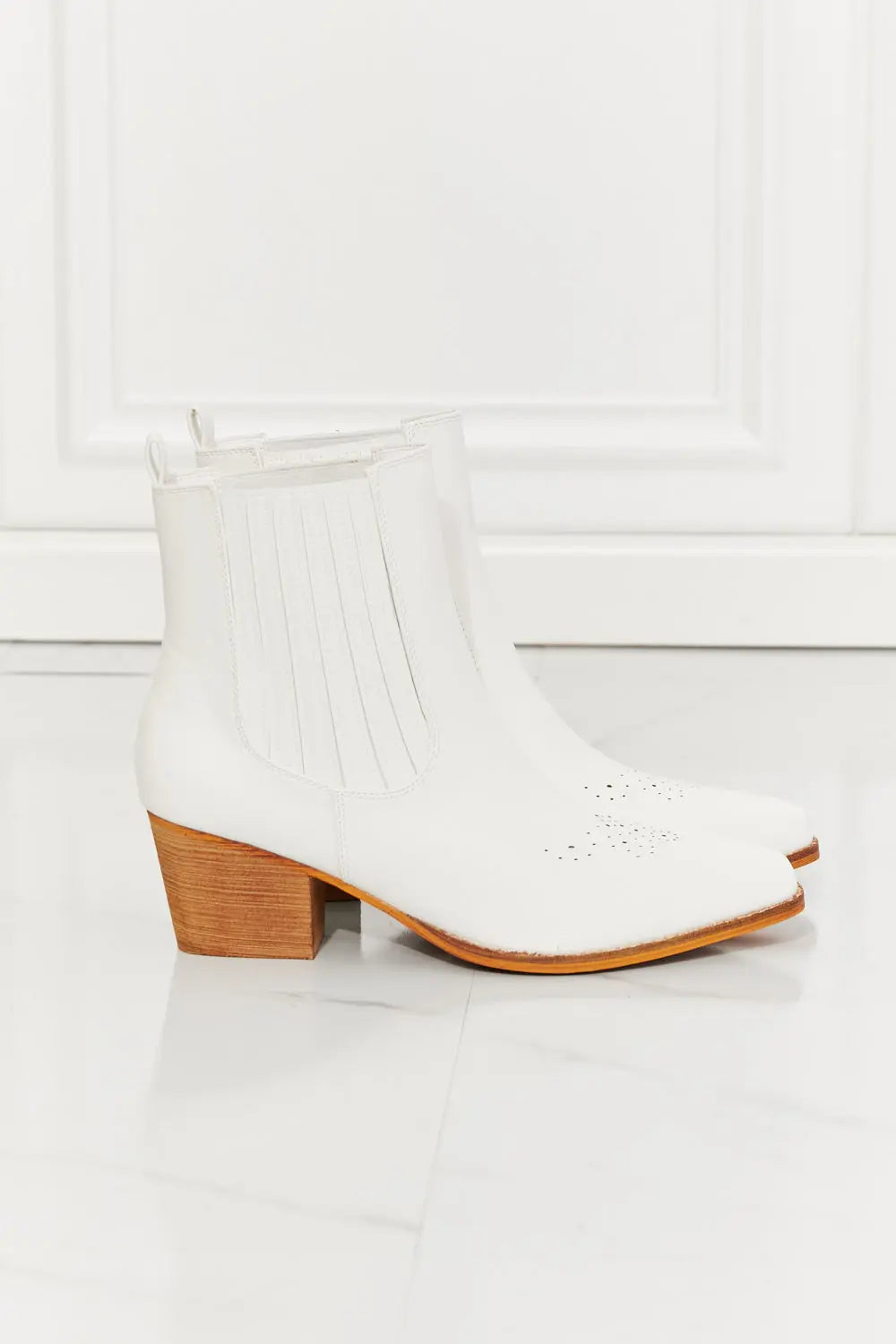 MMShoes Love the Journey Stacked Heel Chelsea Boot in White Red Styx